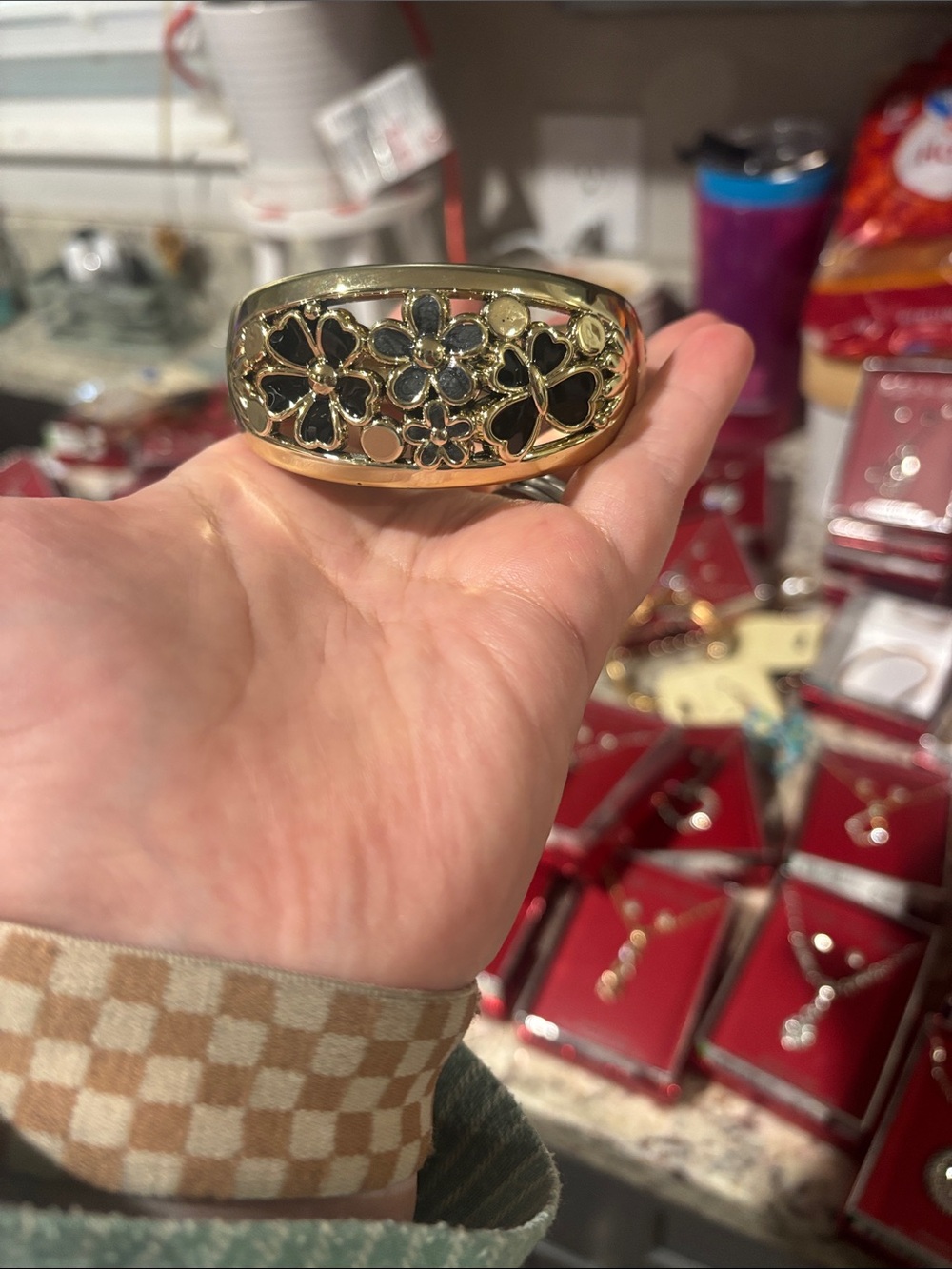 Gold Floral Cutout Bangle Bracelet - Black Accent